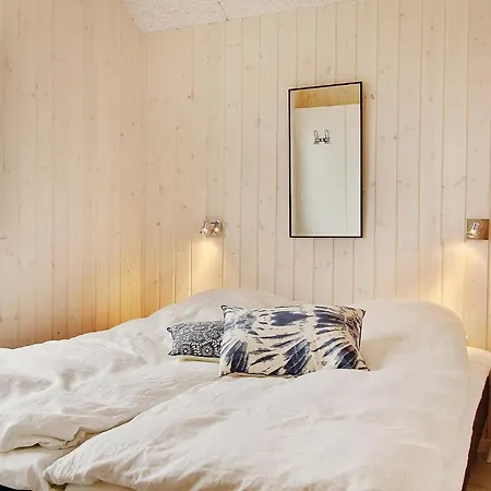 Stunning In With Sauna Feriehus *