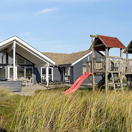 Holiday home Awesome In Ringkobing With Sauna